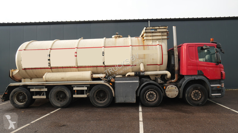 شاحنة Scania 380 – 10x4 blow and suck truck