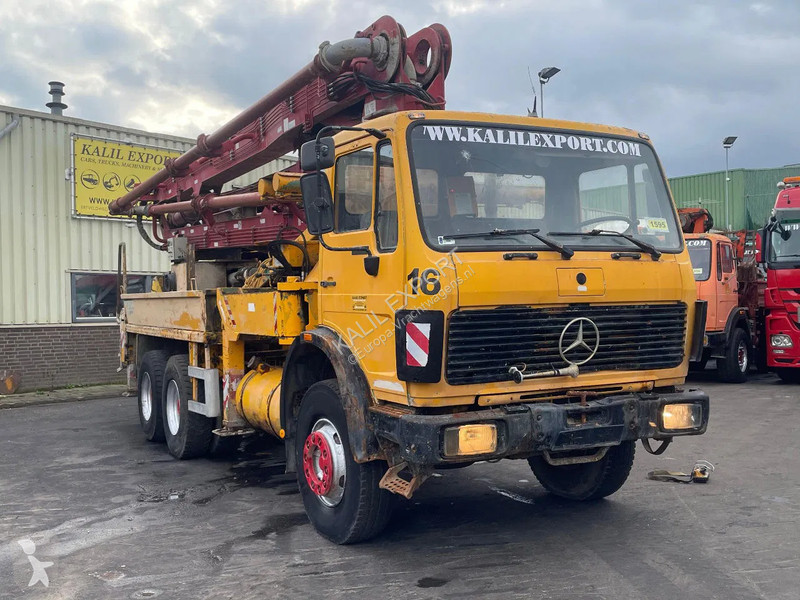 شاحنة Mercedes SK Putzmeister 32 Meter Concrete...