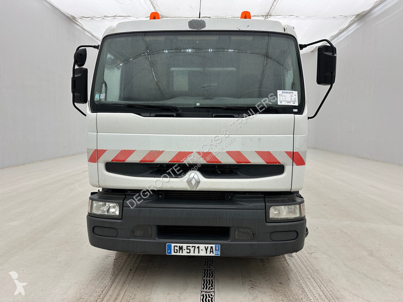 شاحنة Renault 370