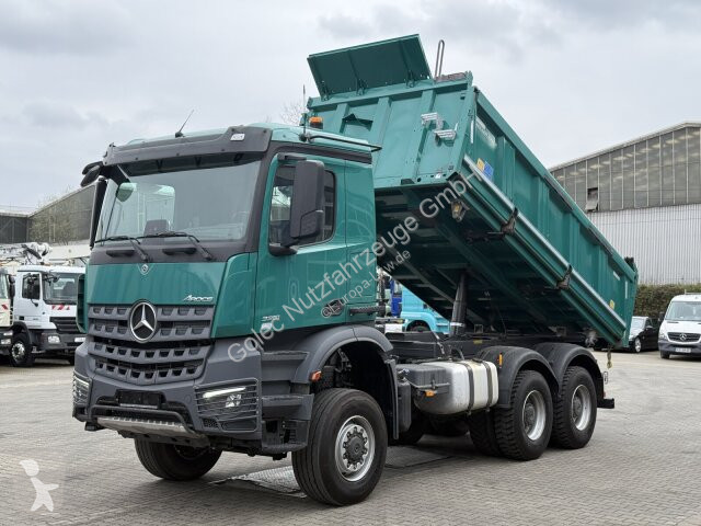 Camion Mercedes Arocs 3351 6x6 Kipper Bordmatic...