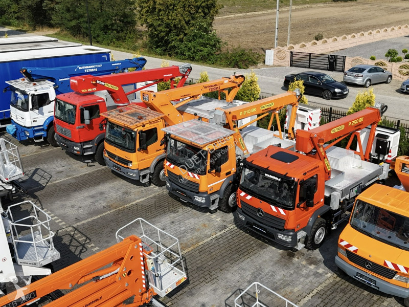 Camion Mercedes 718 E6 4x4 Zwyżka PALFINGER...