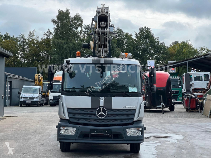 شاحنة Mercedes 1223 4x2 Böcker-Dachdeckerkran