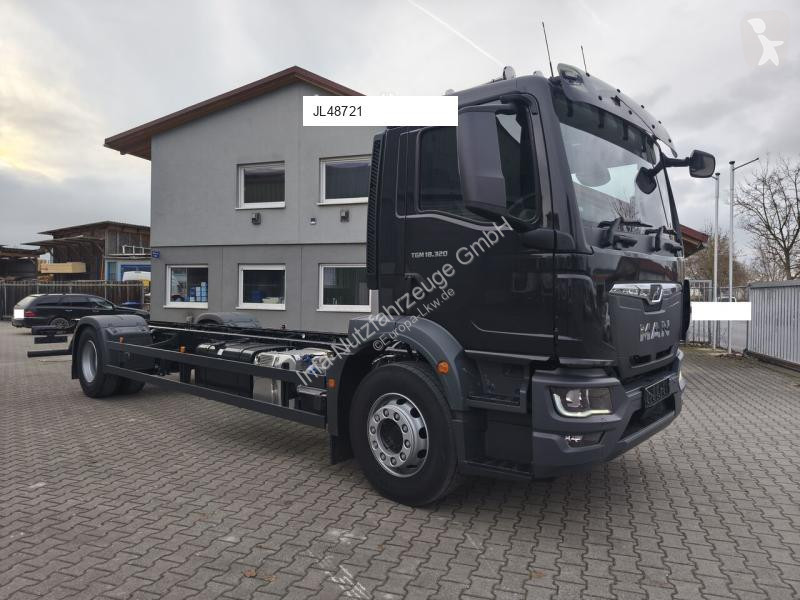 شاحنة MAN TGM 4x2 BL CH Fahrgestell Euro 6...