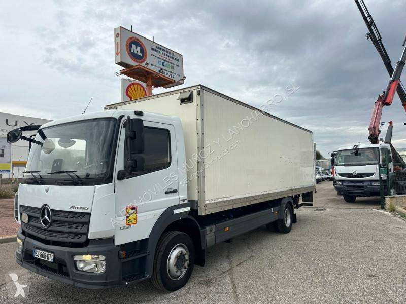 شاحنة Mercedes