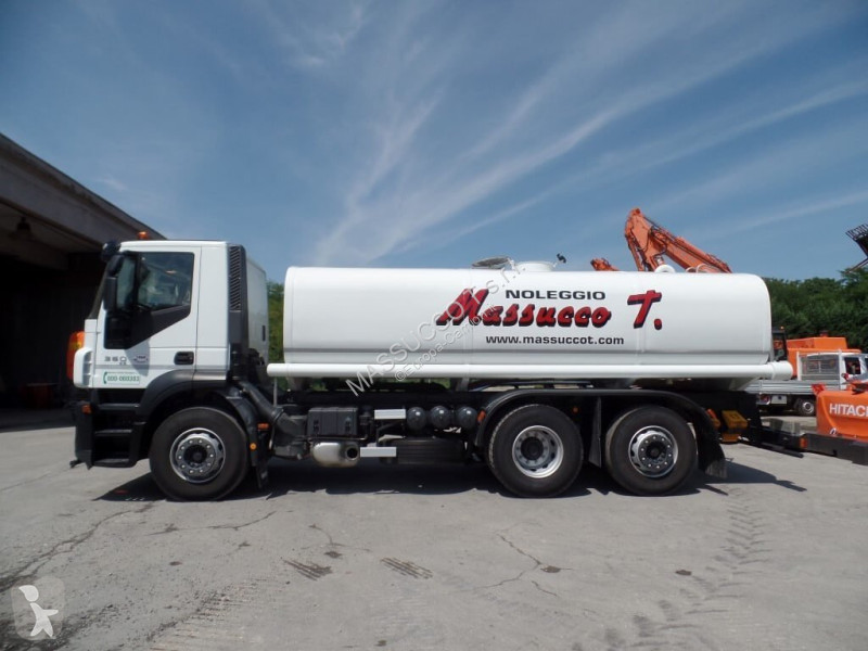 شاحنة Iveco 360