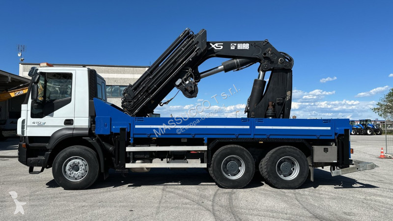 Vrachtwagen Iveco 410