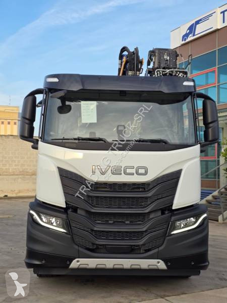 شاحنة Iveco