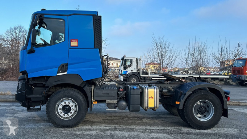 شاحنة Renault K 460 4x2