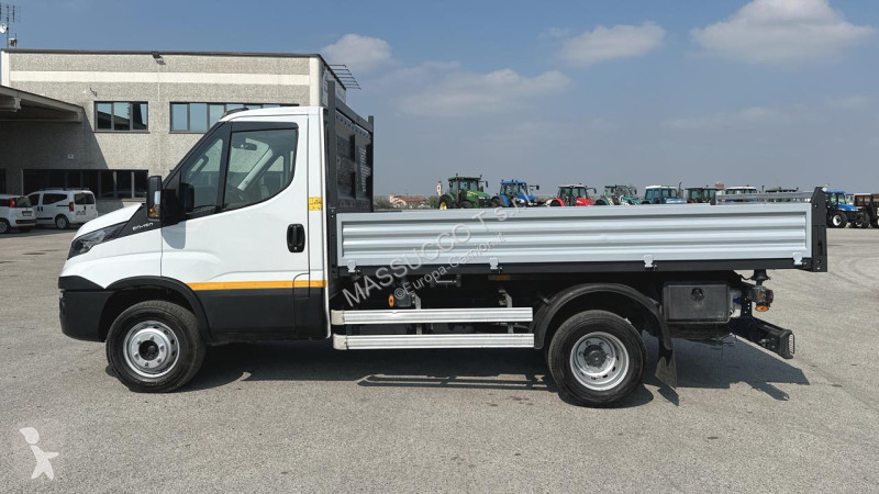 شاحنة Iveco 60-150 4X2