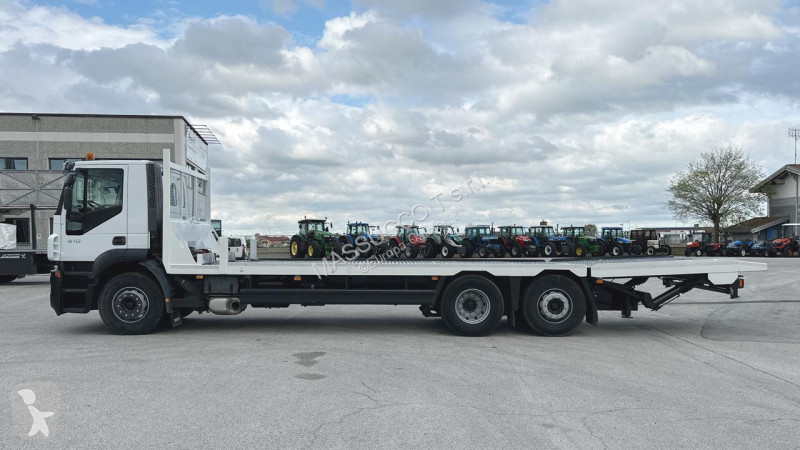 شاحنة Iveco STRALIS 310 6x2