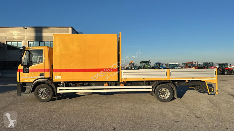 شاحنة Iveco ML120E18 4x2