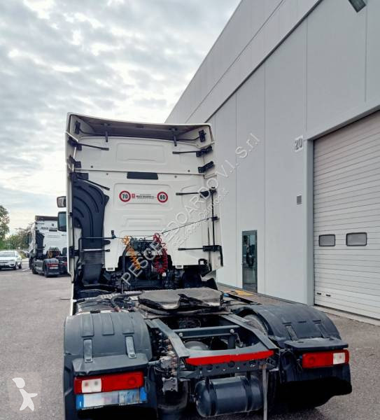 Trattore Stradale Renault