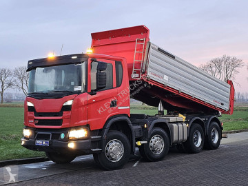 Камион самосвал самосвал с тристранно разтоварване Scania