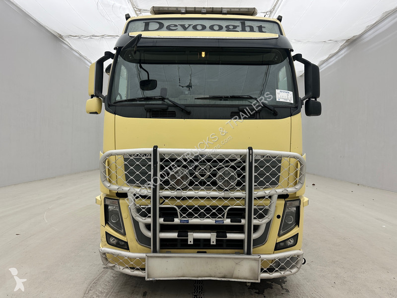 شاحنة Volvo 700 - 6x4