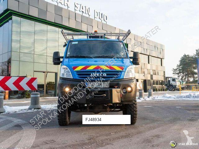 شاحنة Iveco DAILY 55S18DW 4x4 Doka