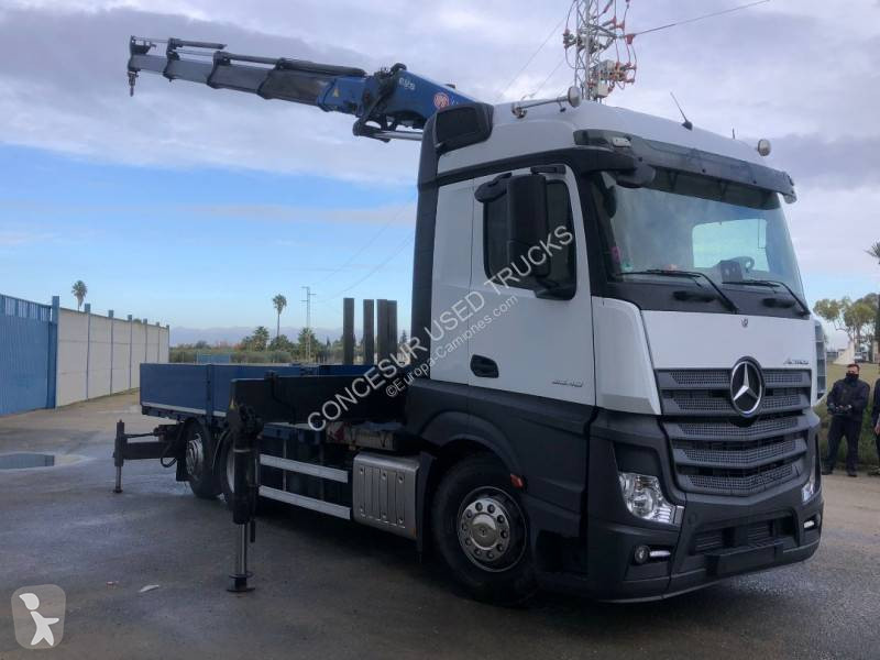 Lastbil Mercedes