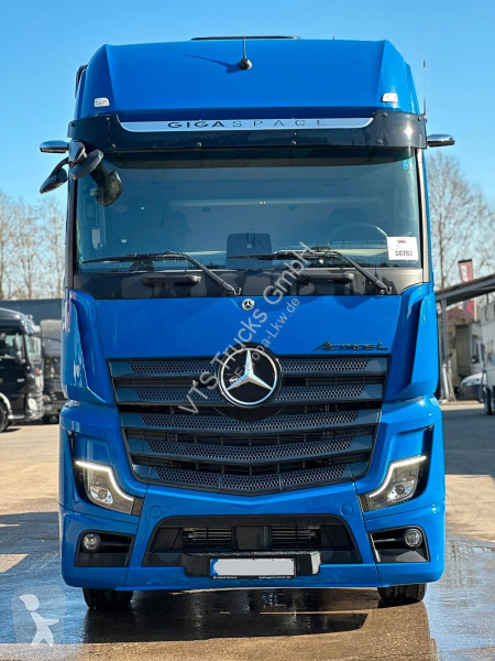 شاحنة Mercedes 2553 L 6x2 LL...