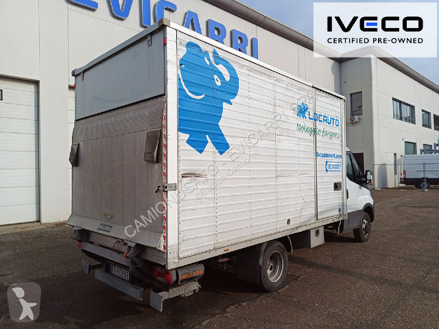 Véhicule utilitaire Iveco IVECO DAILY 35C14 BOX...