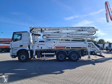 Camion calcestruzzo pompa per calcestruzzo Mercedes nuovo