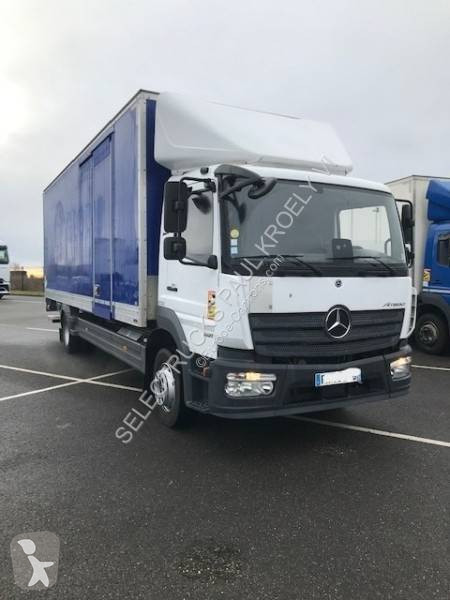 Vrachtwagen Mercedes