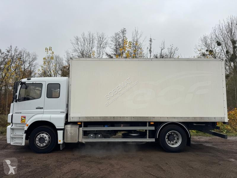 شاحنة Mercedes 1829 NL