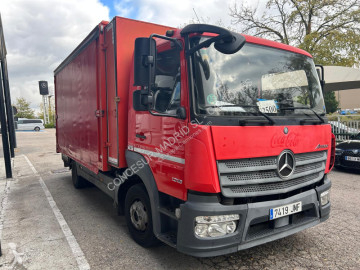 شاحنة عربة مقفلة ناقلة الجعة Mercedes