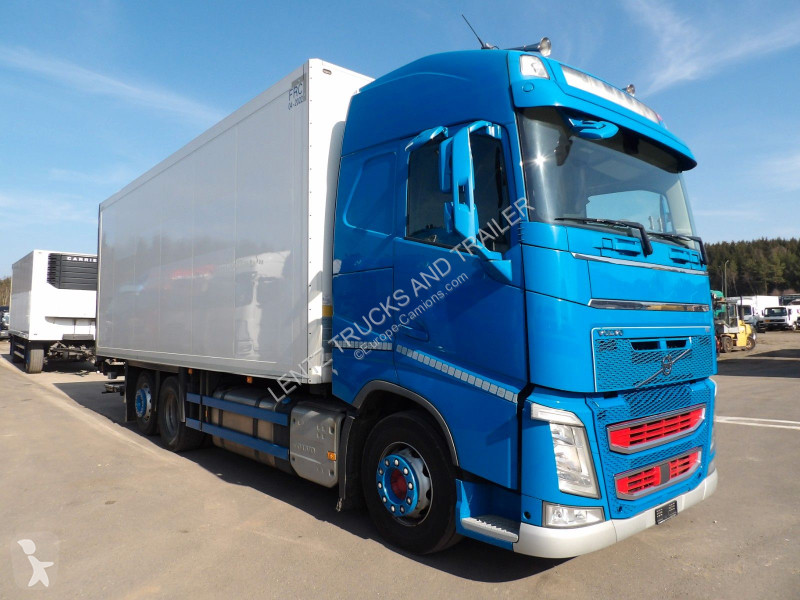 شاحنة Volvo 460 6X2-KÜHLKOFFER BI-TEMP-LBW EURO6
