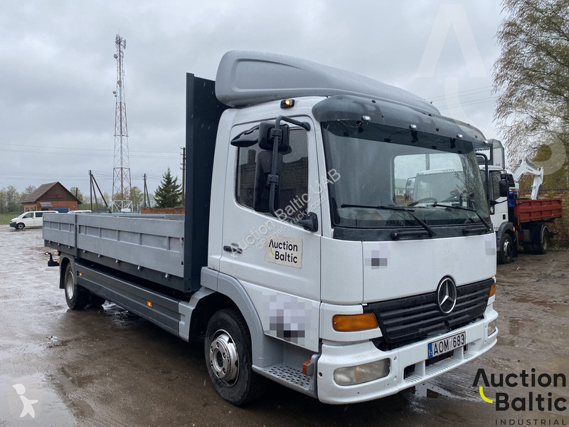 Camion Mercedes 815