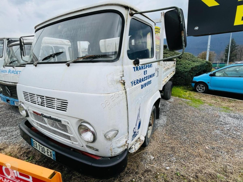 شاحنة Renault  Super Goelette camion benne 3,5T