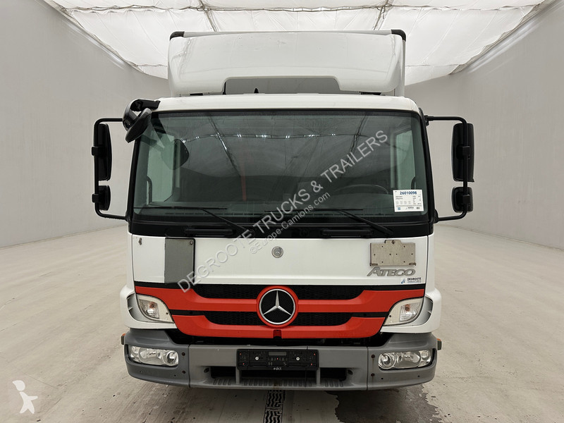 شاحنة Mercedes 816