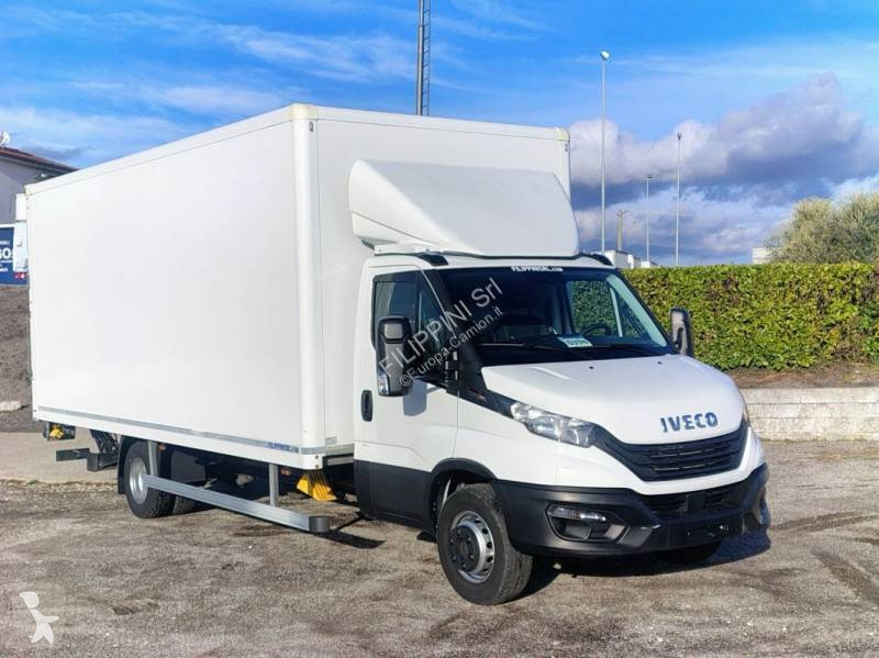 شاحنة Iveco
