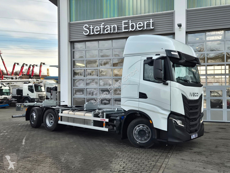 شاحنة Iveco S-Way AS260S50Y/FS CM 6x2 BDF