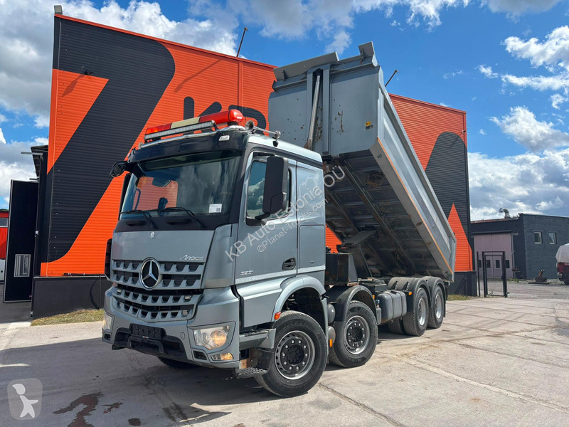 شاحنة Mercedes 3251 8x4 BOX L=6155 mm