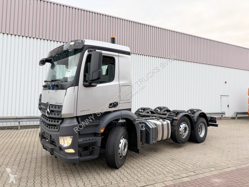 Camion Mercedes Arocs 2542 L 6x2/4 Arocs...