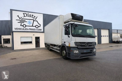 Camion frigo multi température Mercedes