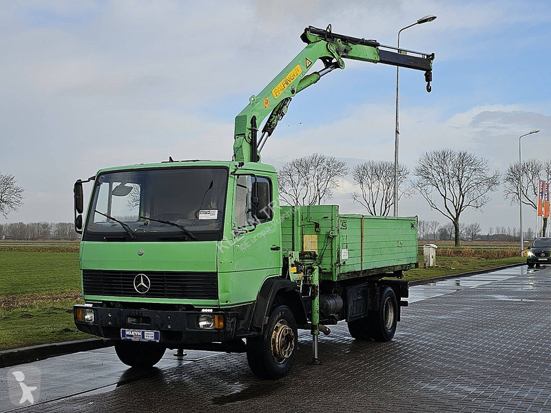 شاحنة Mercedes 6 CYL. CRANE