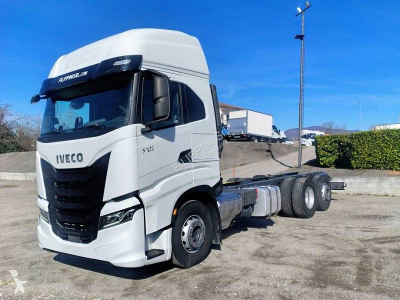 شاحنة Iveco
