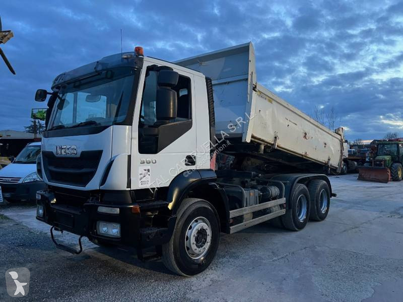 شاحنة Iveco