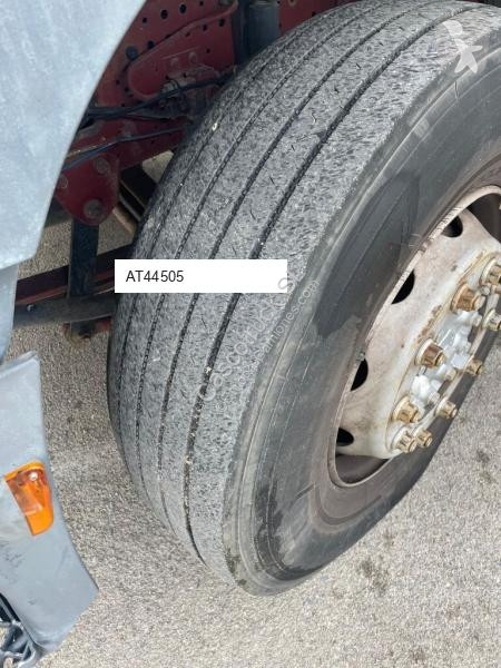 شاحنة Iveco EUROTECH CURSOR 260 PIENSO