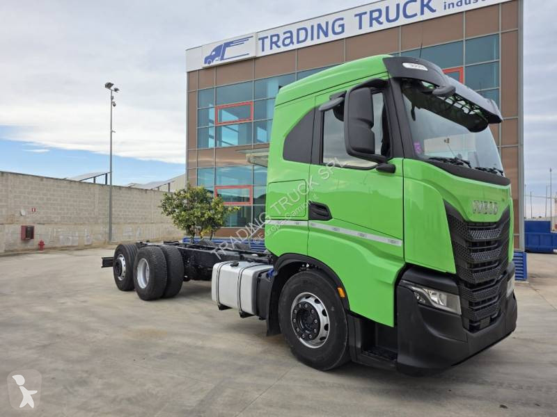 شاحنة Iveco