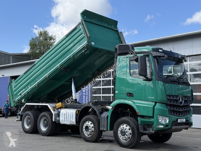 شاحنة Mercedes Arocs 4145 8X6 Kipper Schwarzmüller