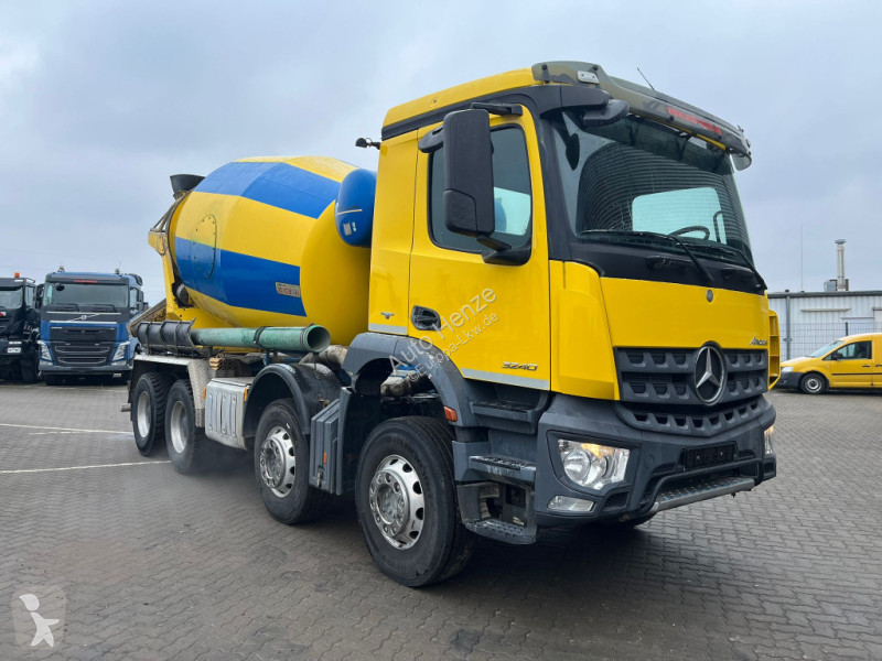 Betonárske zariadenie Mercedes Arocs 3240 B 8x4...