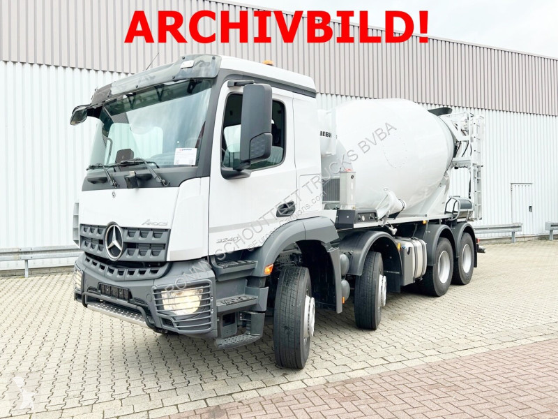 شاحنة Mercedes Arocs 3240 8x4 Arocs 3240...