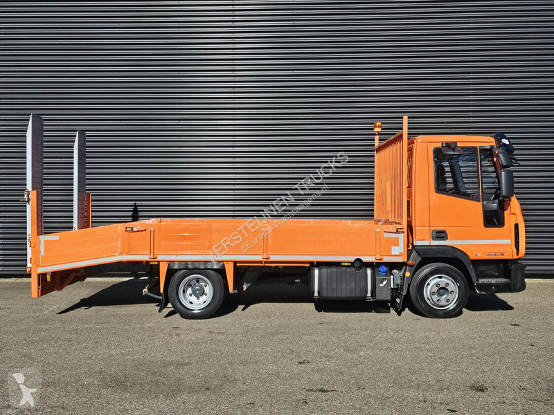 شاحنة Iveco 8-160L OPRIJ / MACHINE TRANSPORT