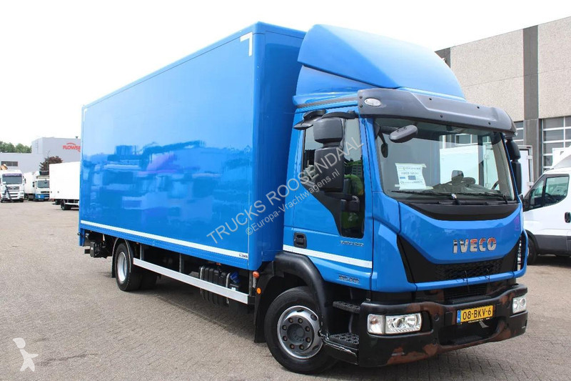 Camion Iveco 120E21 + LIFT + EURO 6 + 2 PIECES...