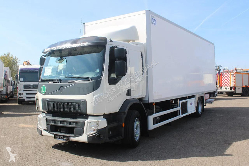 شاحنة Volvo 280 + CARRIER + ATP/FRC + LIFT...