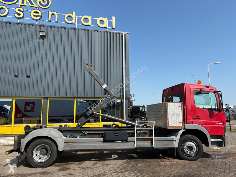 شاحنة Mercedes 1218 + HYVALIFT HOOK LIFTER...