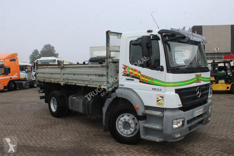 شاحنة Mercedes 1833 + Open cargo bed + manual