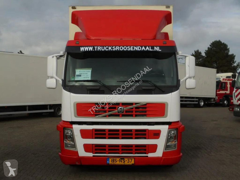 شاحنة Volvo 9.310 + Euro 5 + Manual + Horse...