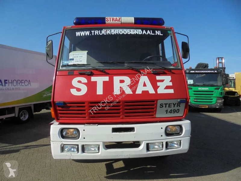 شاحنة Steyr 1490 + Manual + 6X6 + 16000 L + TATRA